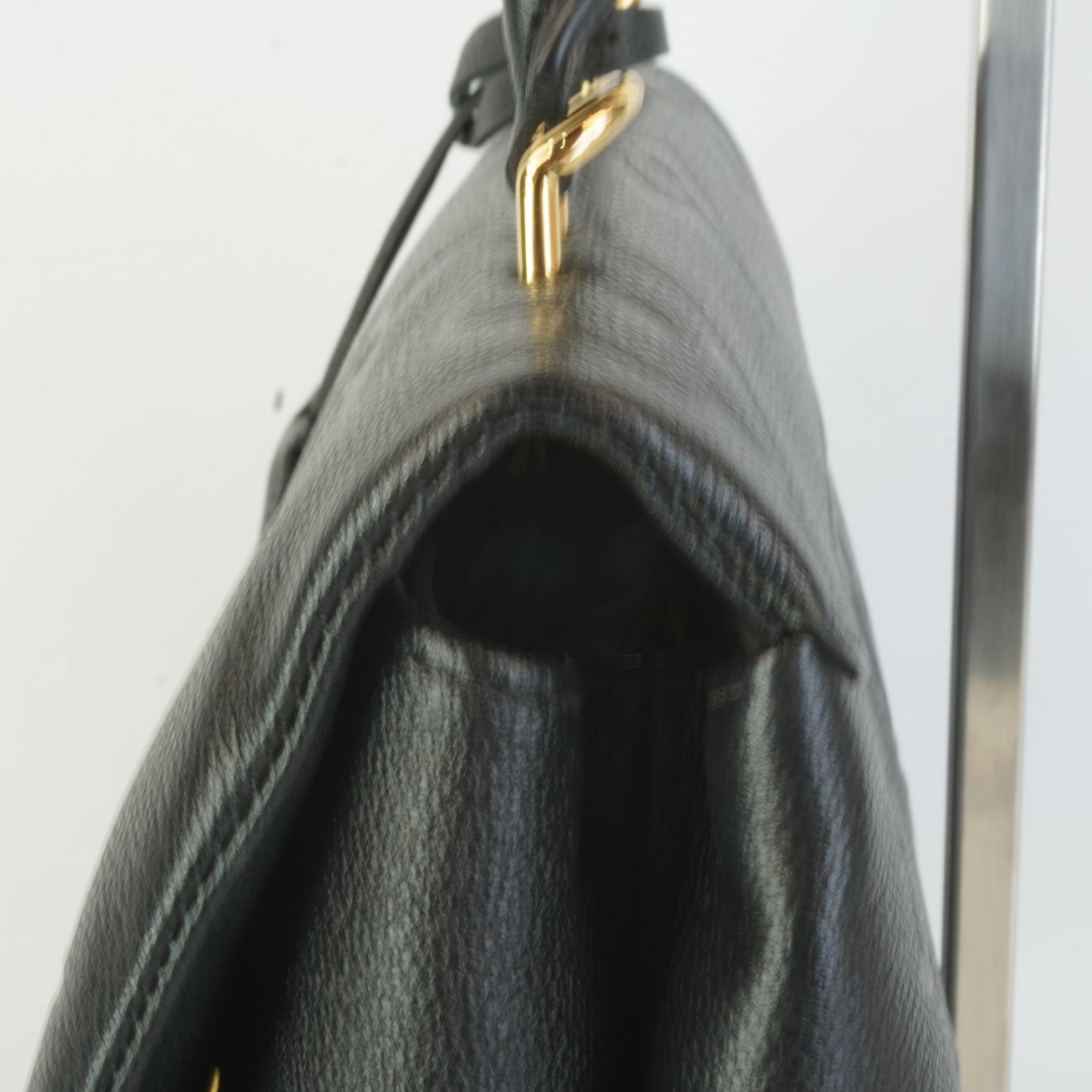 Louis Vuitton	Madeleine MM