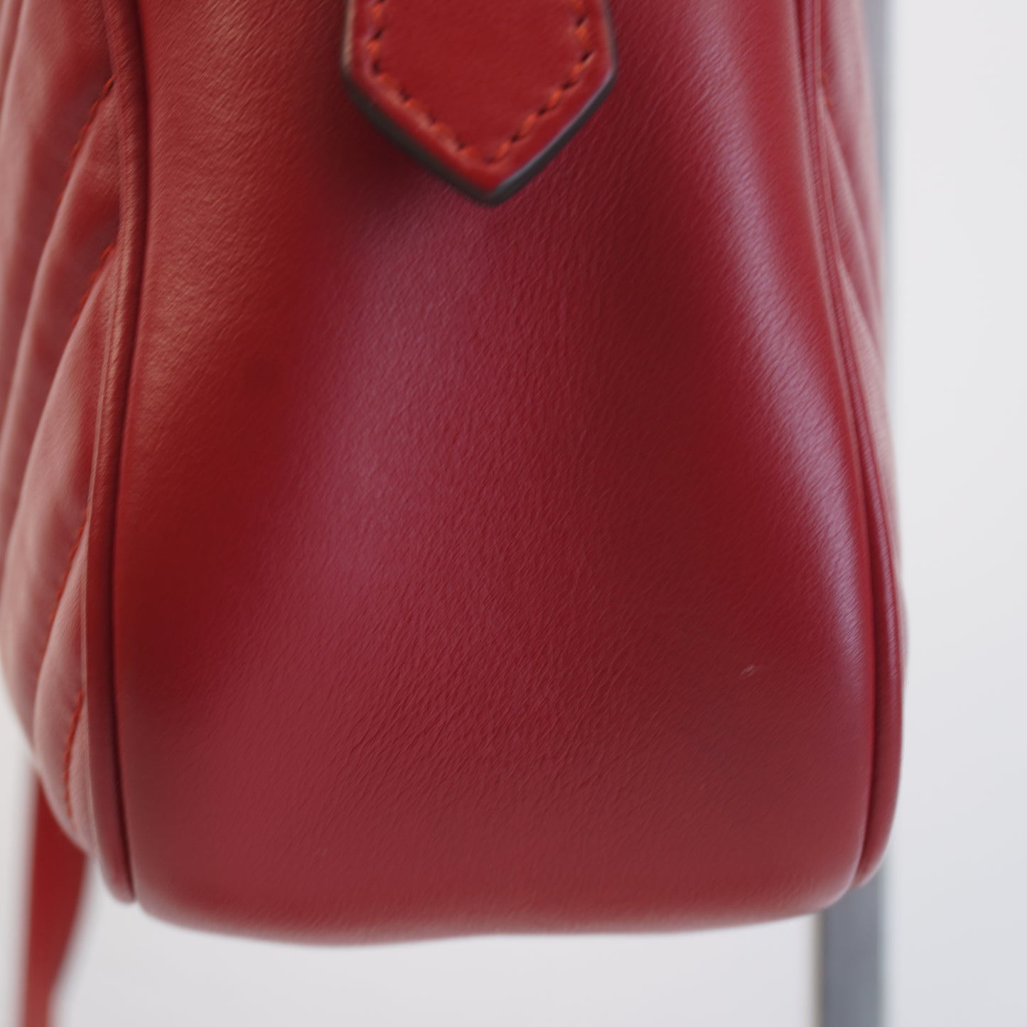 Gucci GG Marmont Matelasse Small Camera Bag Red