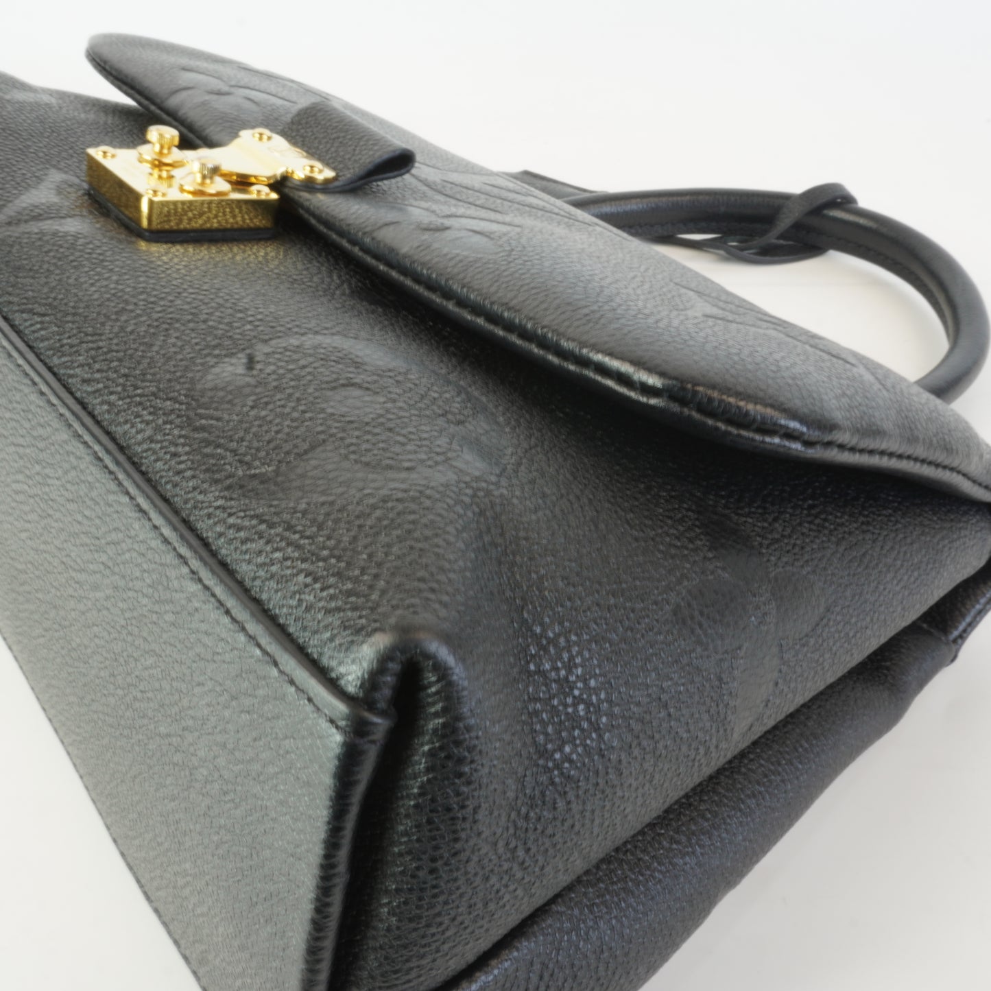 Louis Vuitton	Madeleine MM