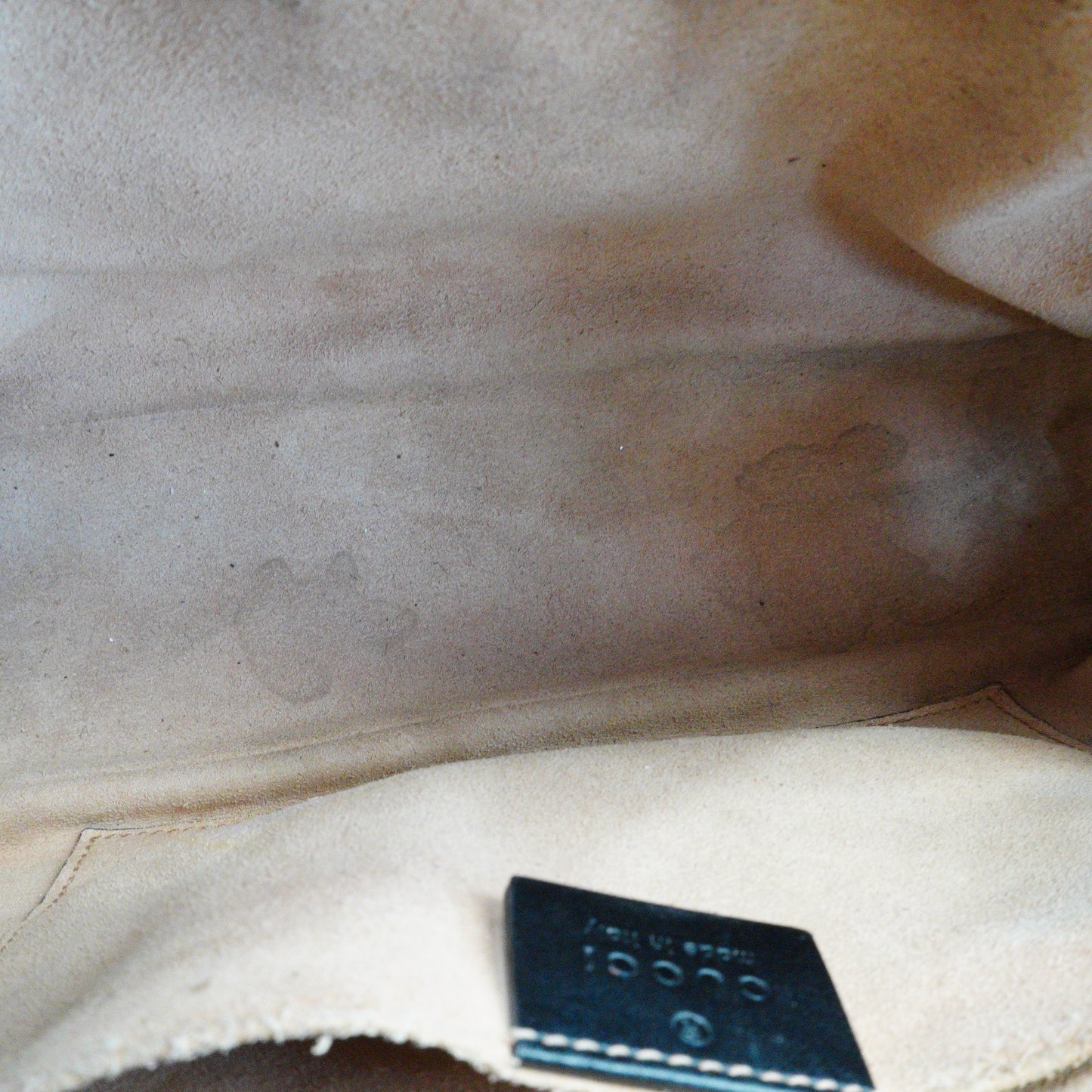 Gucci GG Marmont Matelasse Cambag Black Small GHW
