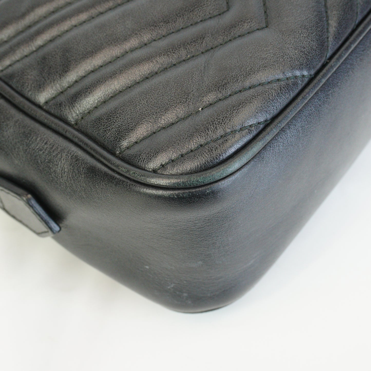 Gucci GG Marmont Matelasse Cambag Black Small GHW