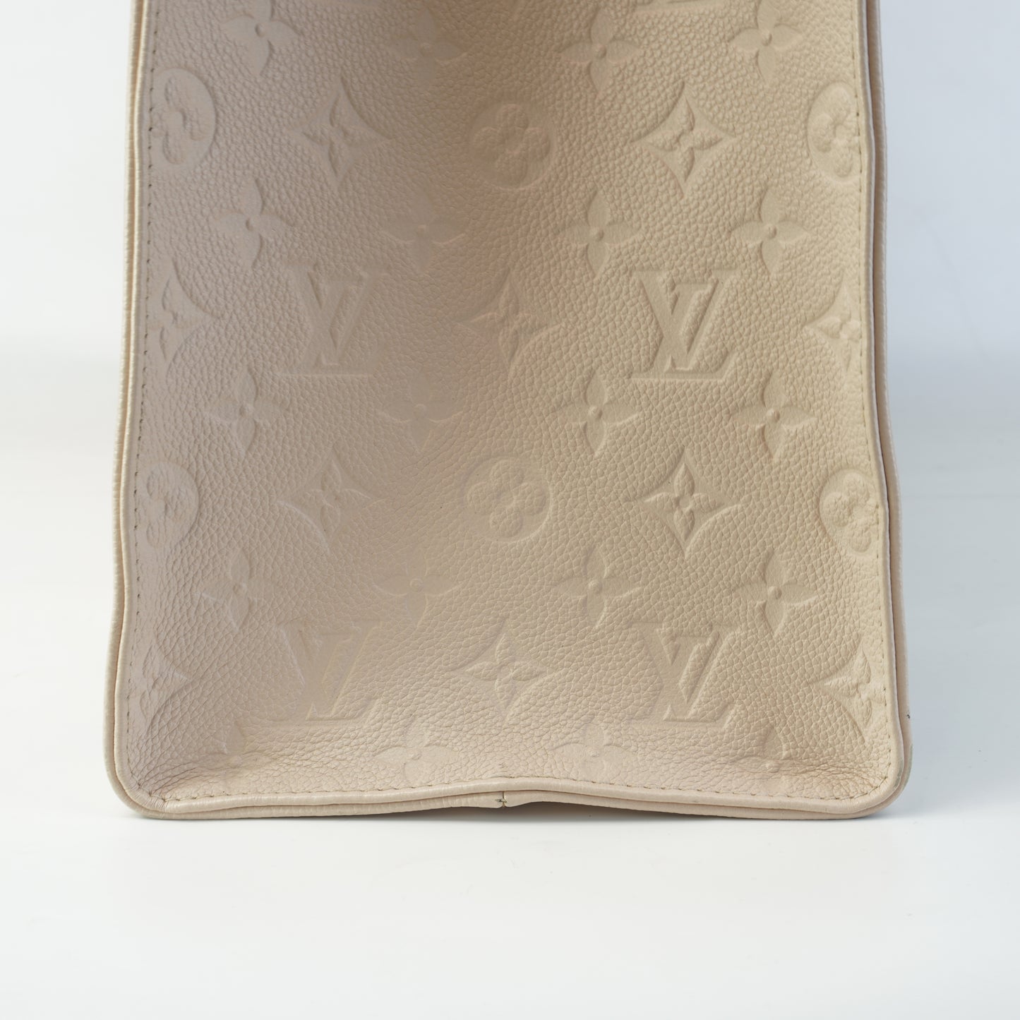 Louis Vuitton	OTG GM Crafty