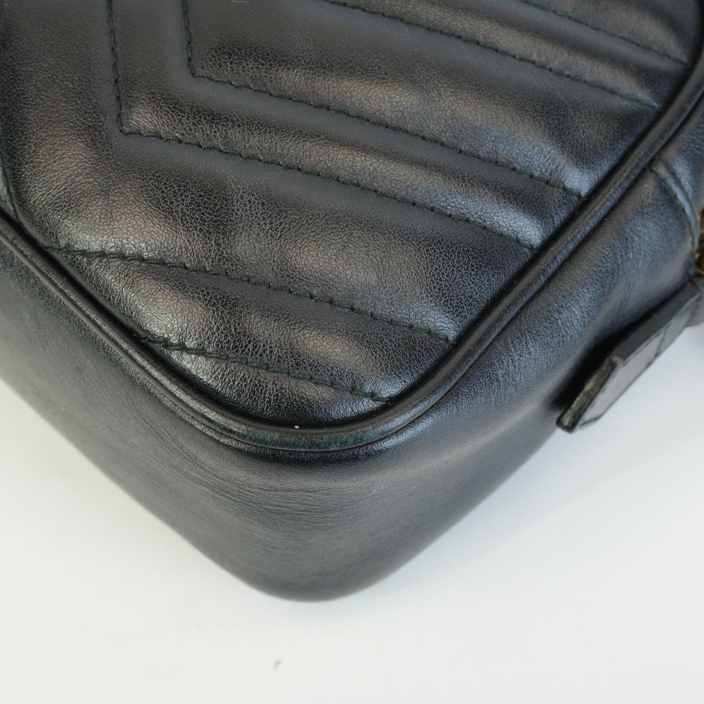 Gucci GG Marmont Matelasse Cambag Black Small GHW