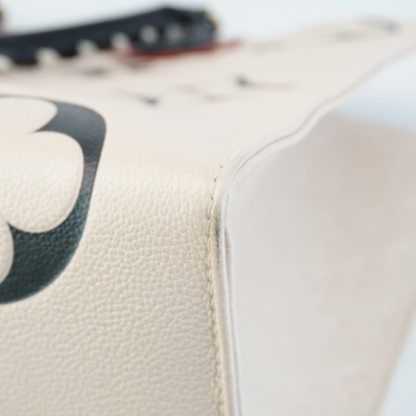 Louis Vuitton	OTG GM Crafty