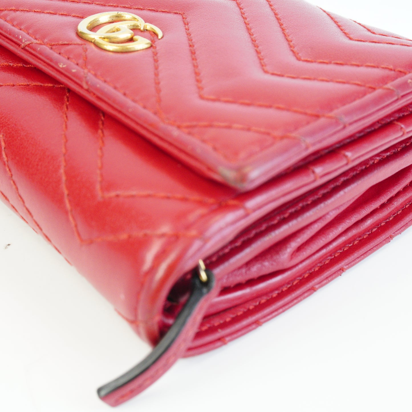 Gucci GG Marmont Matelasse Wallet Red GHW