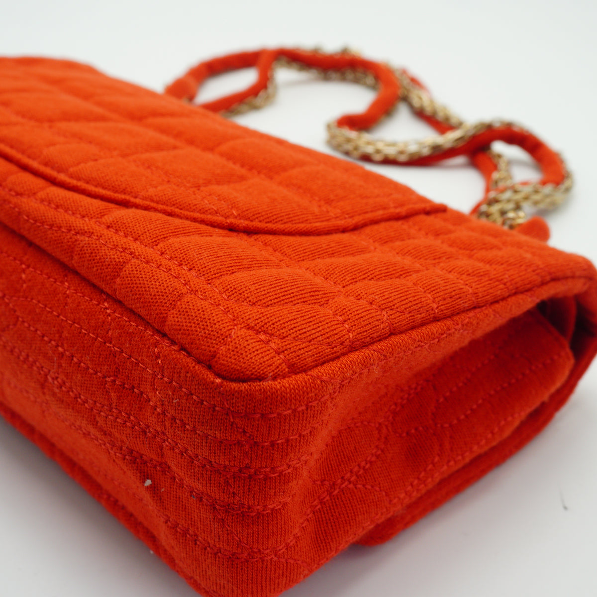 Chanel	Reissue 2.55 flap bag Orange Small GHW