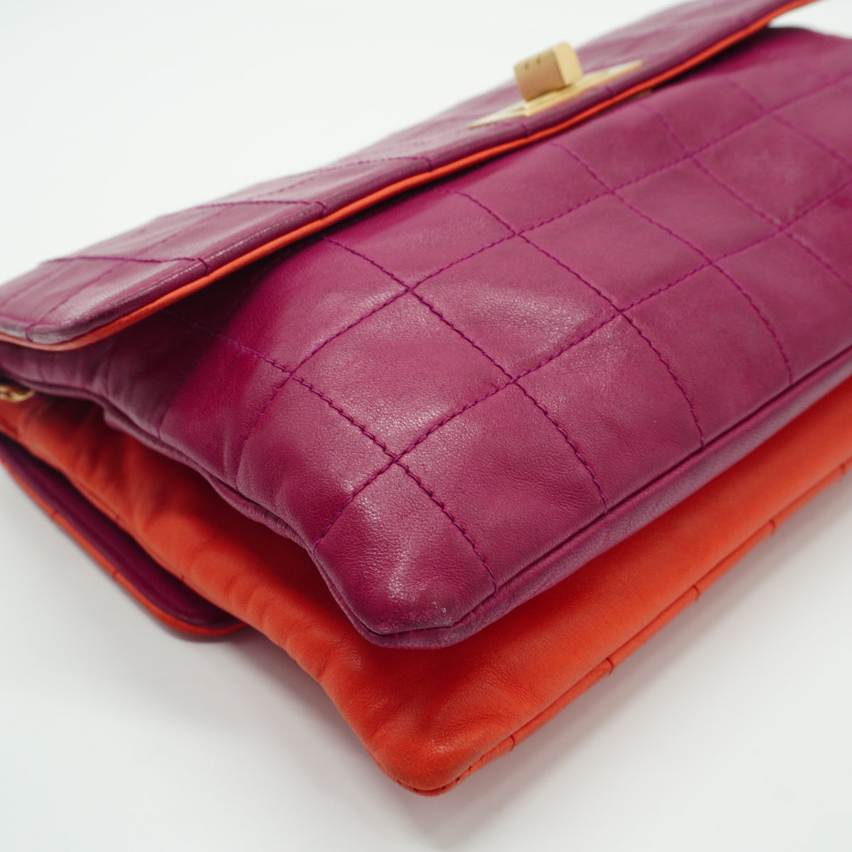 Chanel	Chocolate bar Reissue 2.55 Flap Clutch bag Small GHW