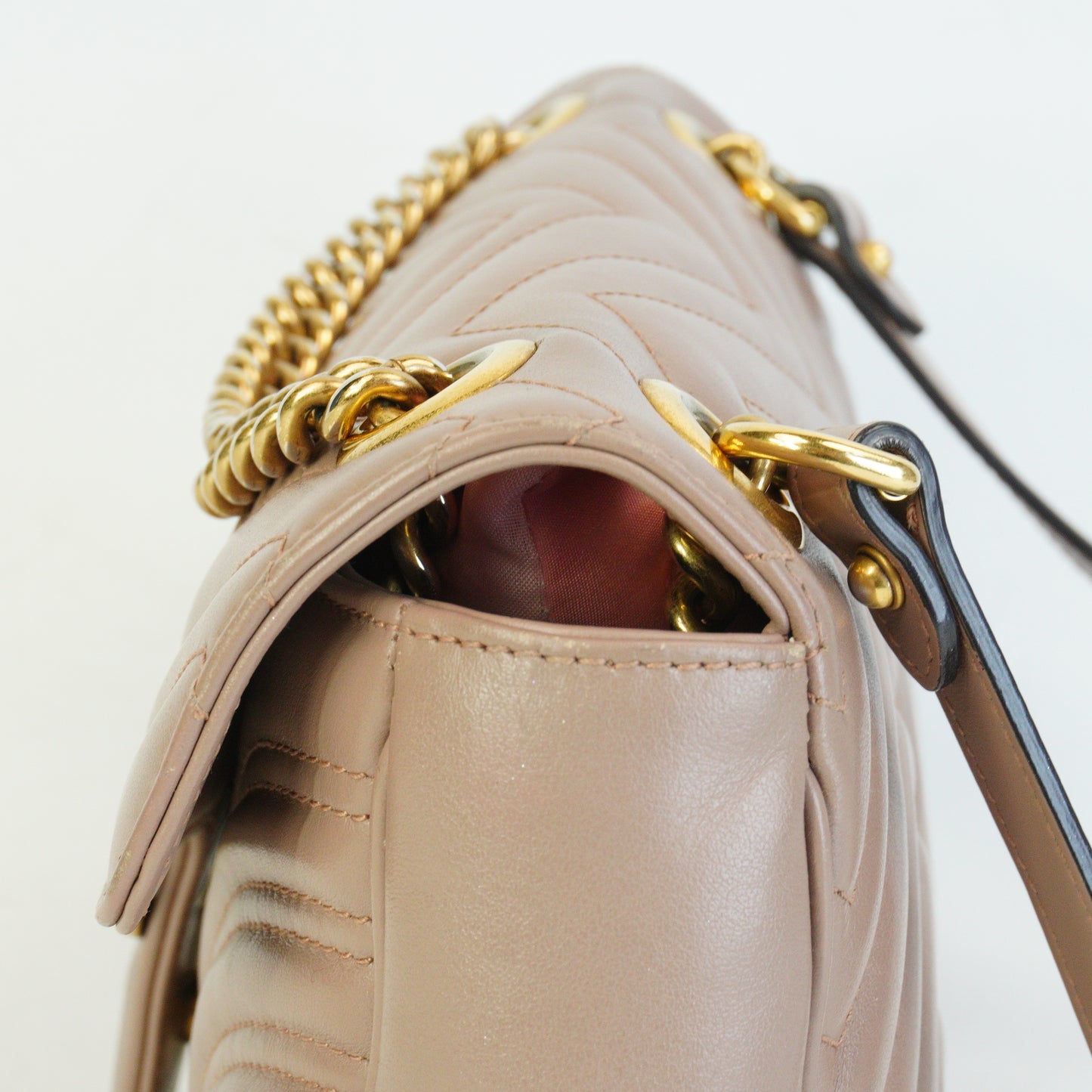 Gucci GG Marmont Matelasse Shoulder Bag Beige Small GHW