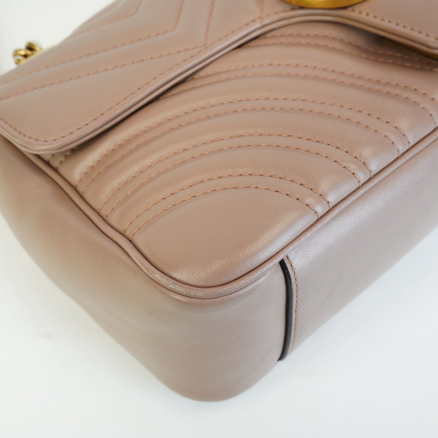 Gucci GG Marmont Matelasse Shoulder Bag Beige Small GHW