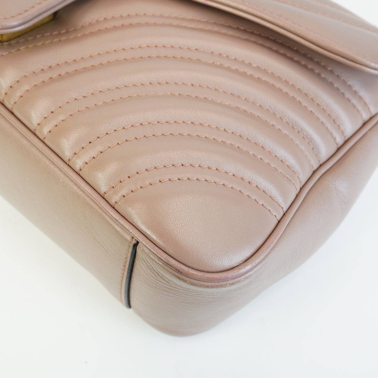 Gucci GG Marmont Matelasse Shoulder Bag Beige Small GHW
