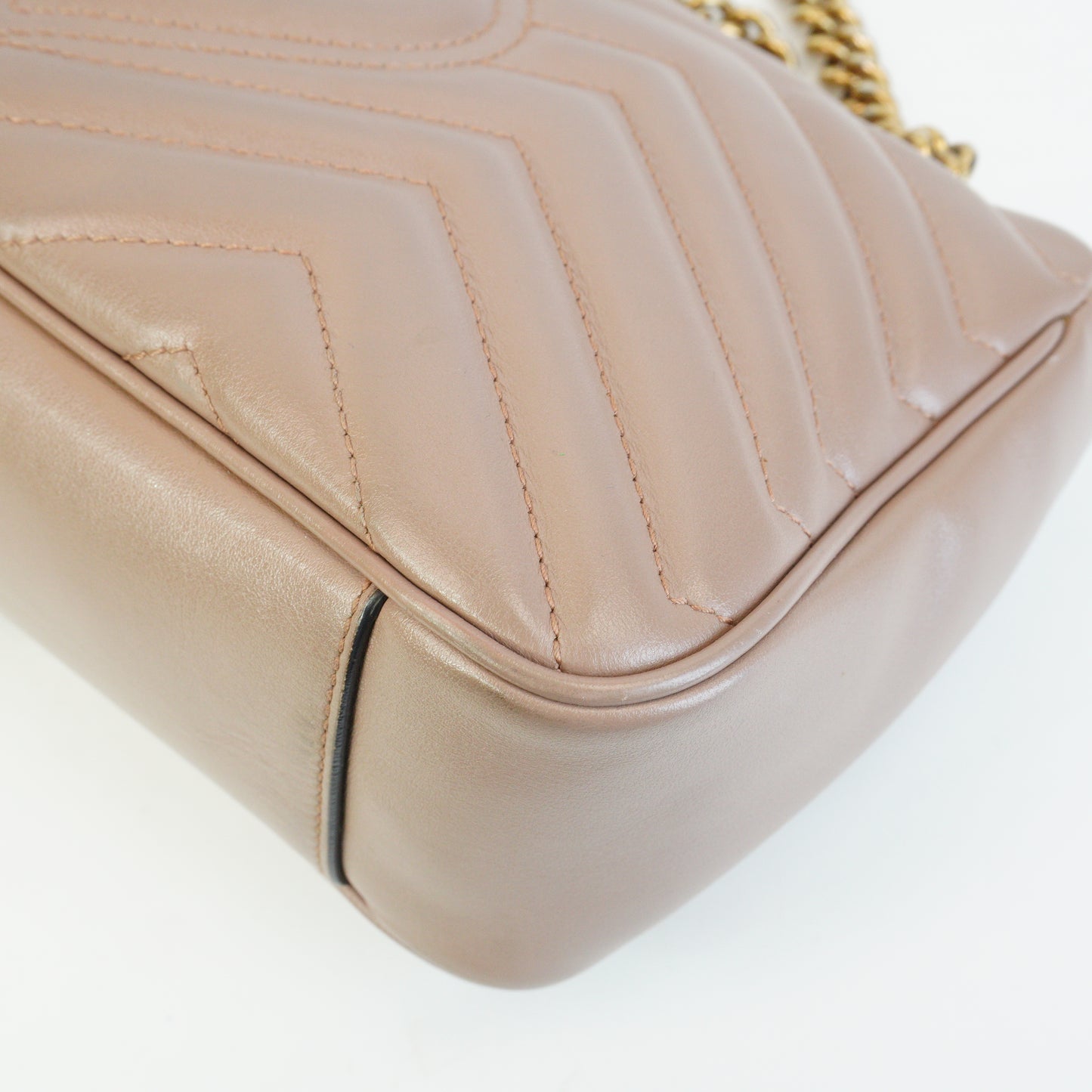 Gucci GG Marmont Matelasse Shoulder Bag Beige Small GHW