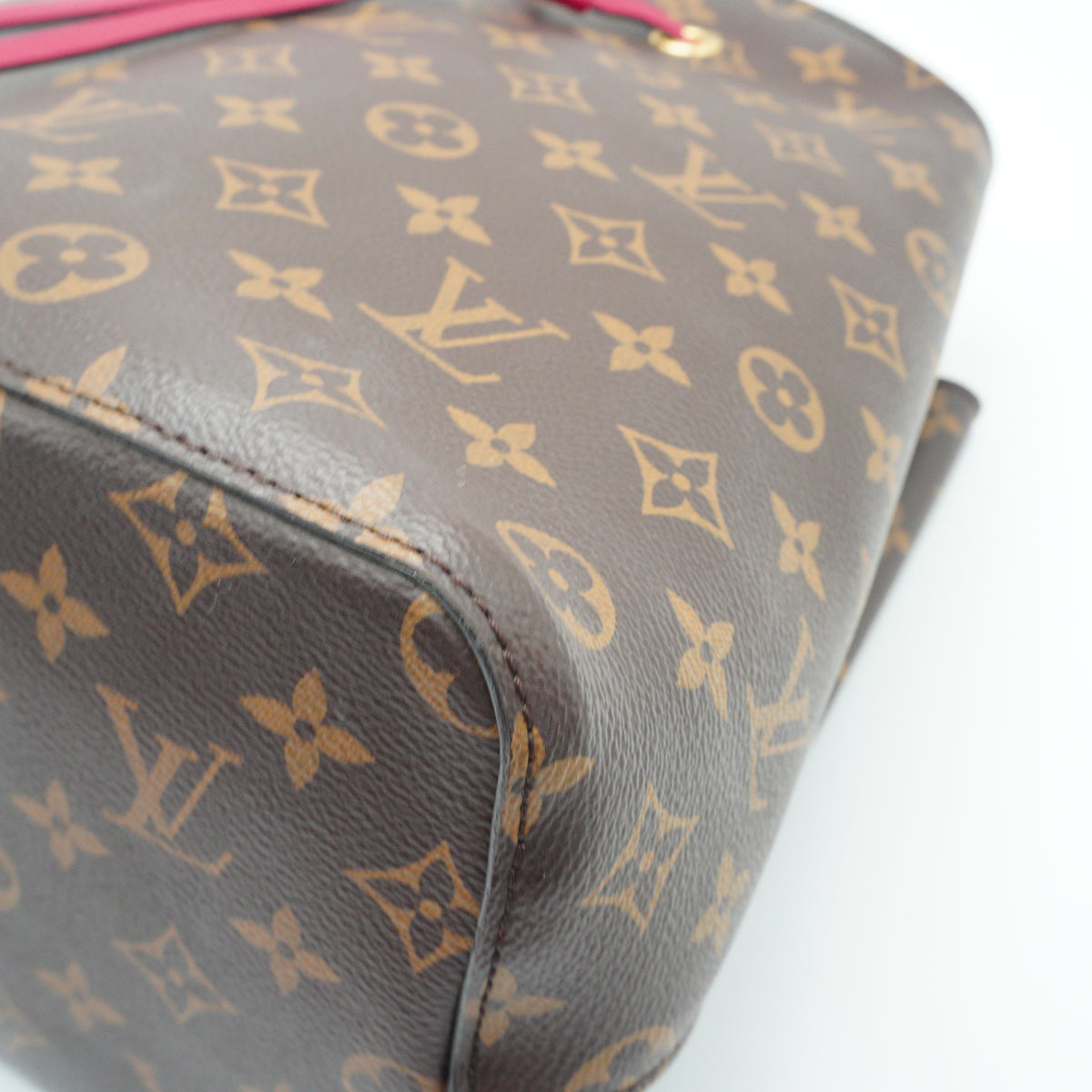 Louis Vuitton	NeoNoe MM Monogram Bucket bag Pink GHW