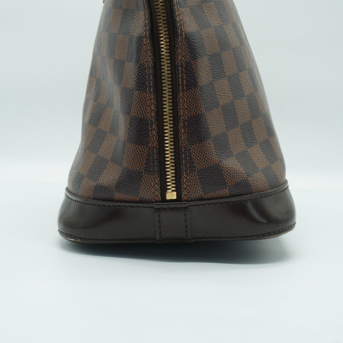Louis Vuitton	Alma PM Damier Ebene GHW