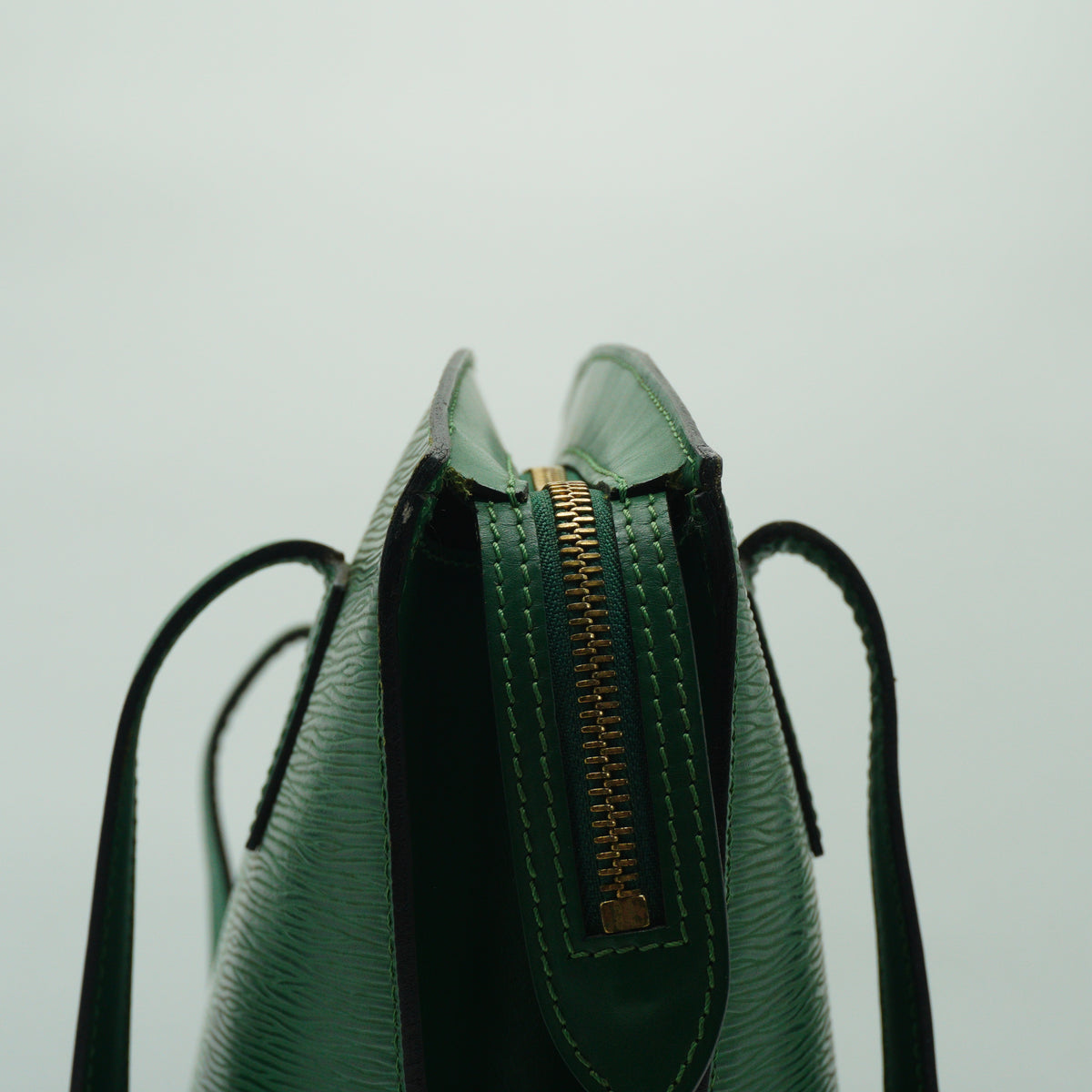 Louis Vuitton	Saint Jacques Medium Epi Green GHW