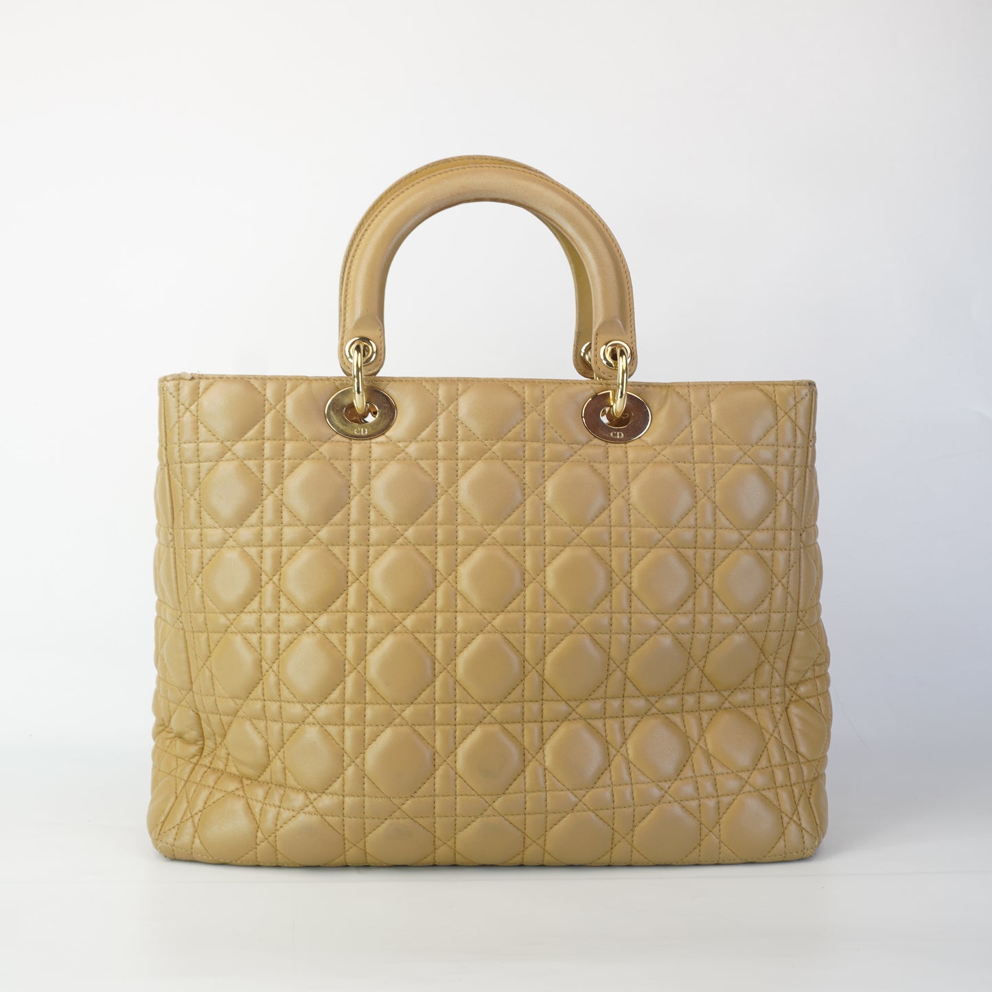 Dior	Lady Beige