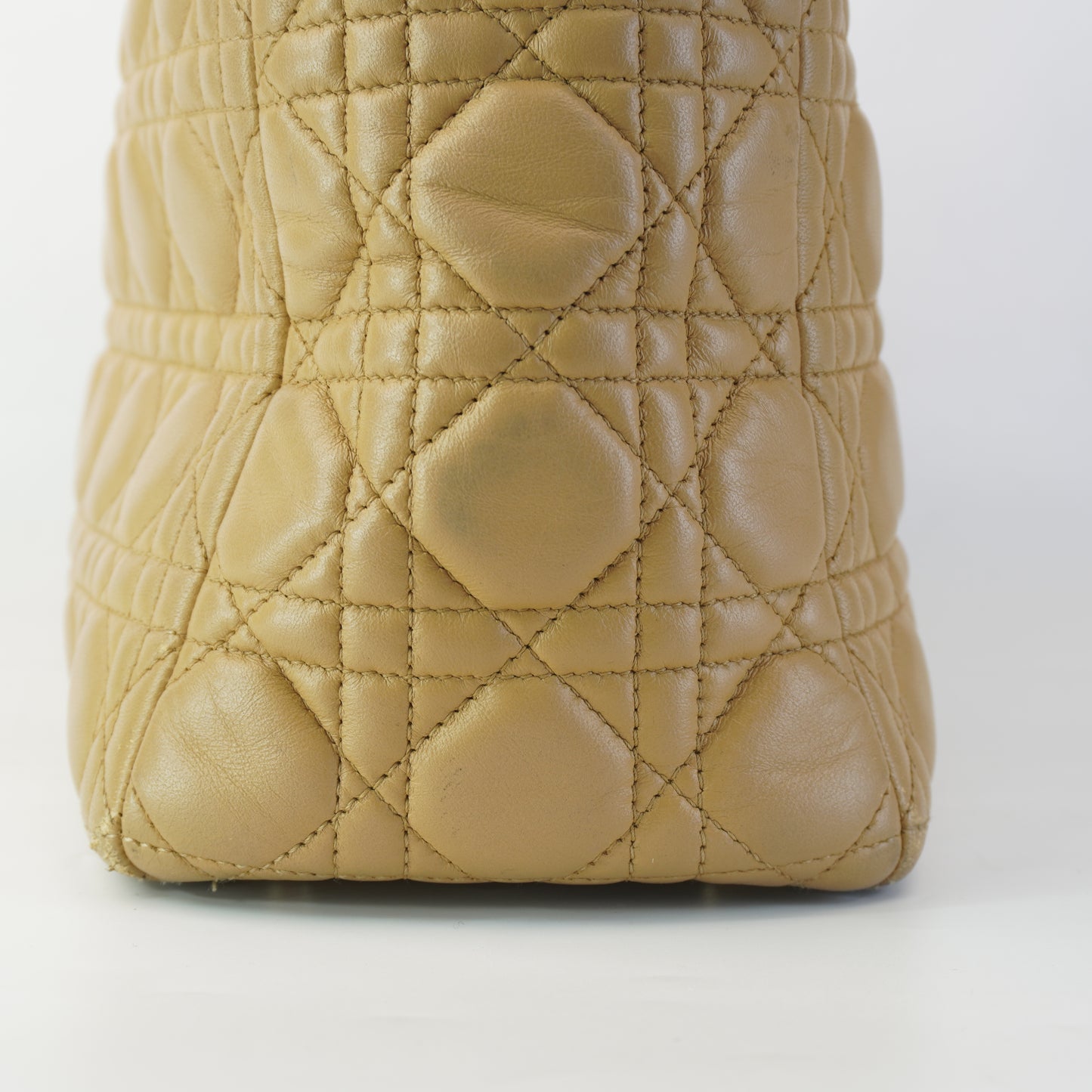 Dior	Lady Beige