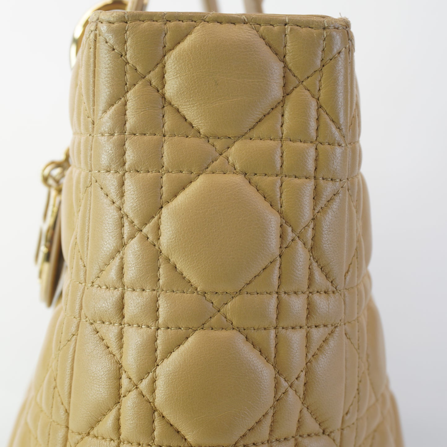 Dior	Lady Beige
