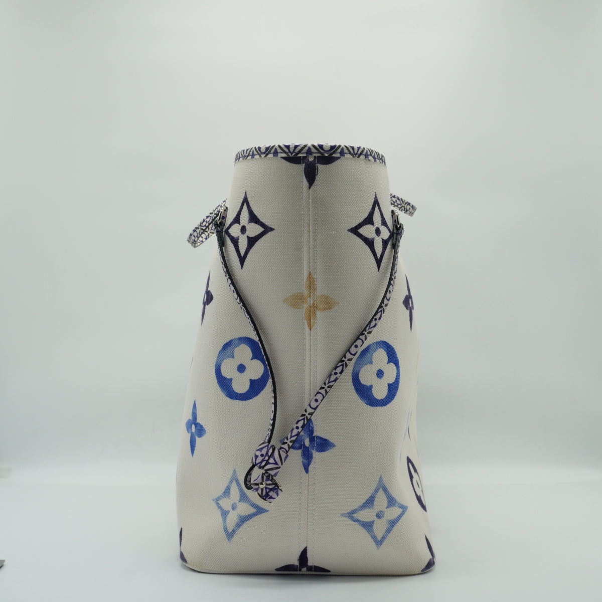 Louis Vuitton	Pool Okinawa Neverfull GM SHW