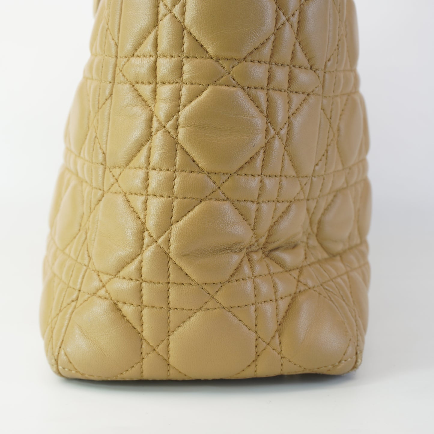 Dior	Lady Beige