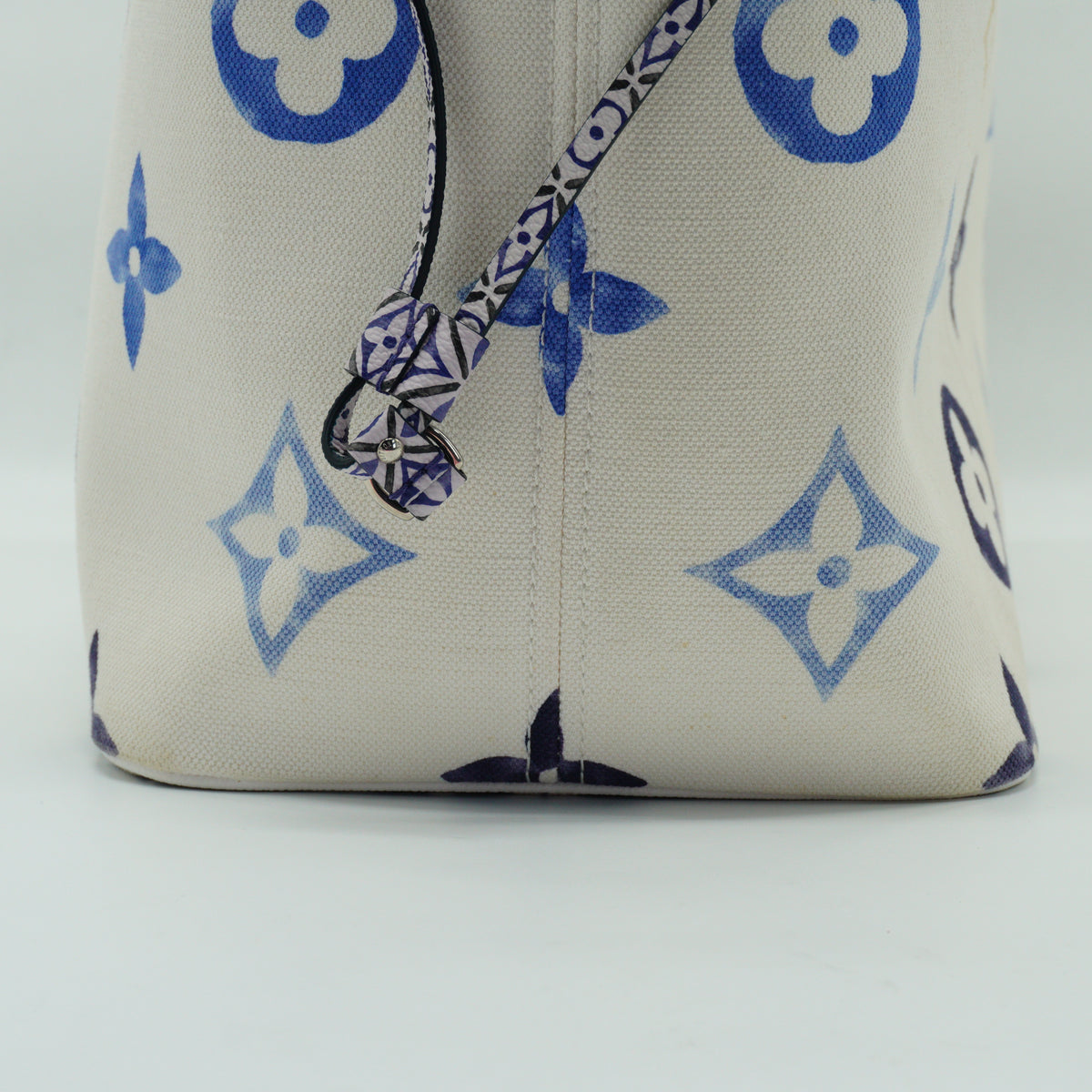 Louis Vuitton	Pool Okinawa Neverfull GM SHW