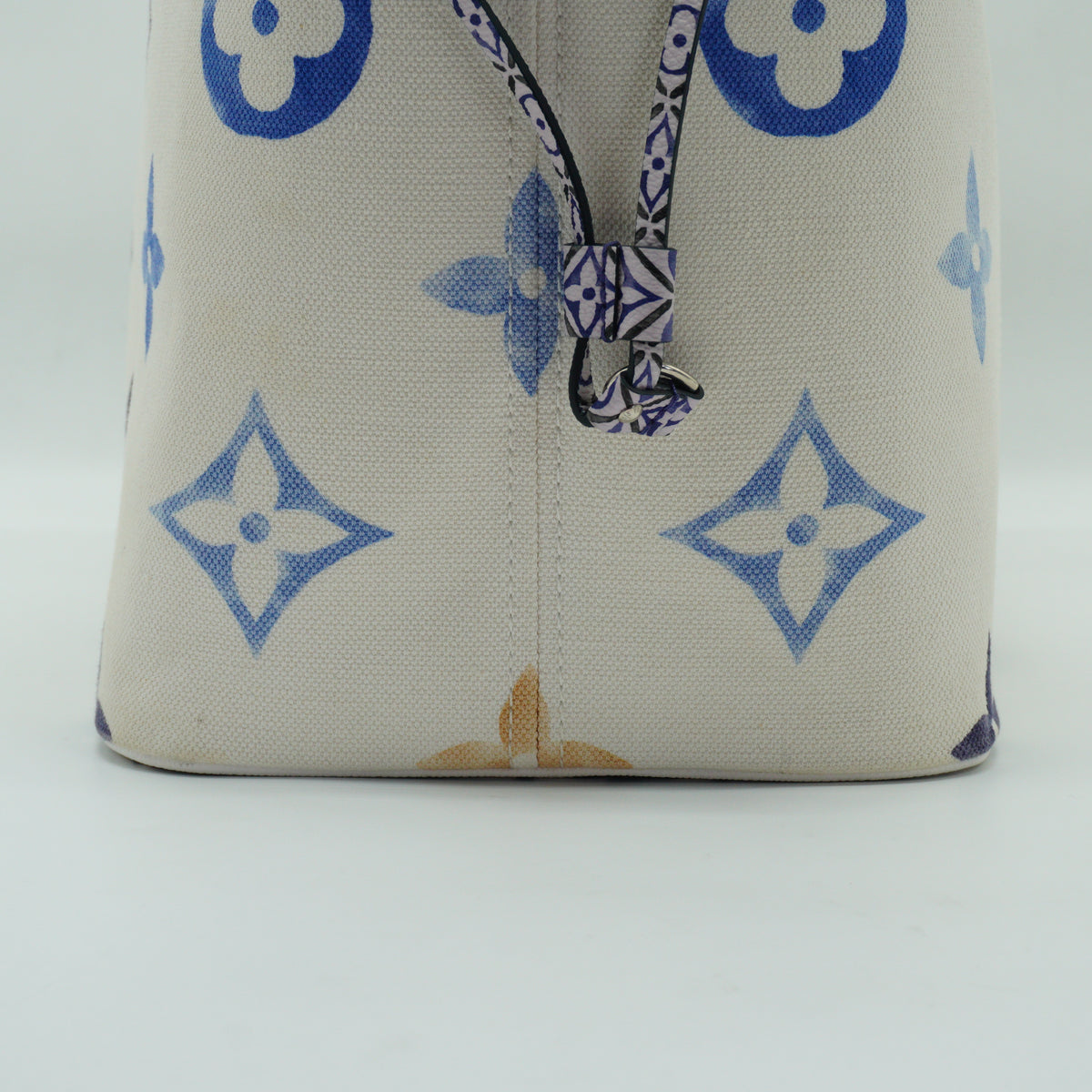 Louis Vuitton	Pool Okinawa Neverfull GM SHW