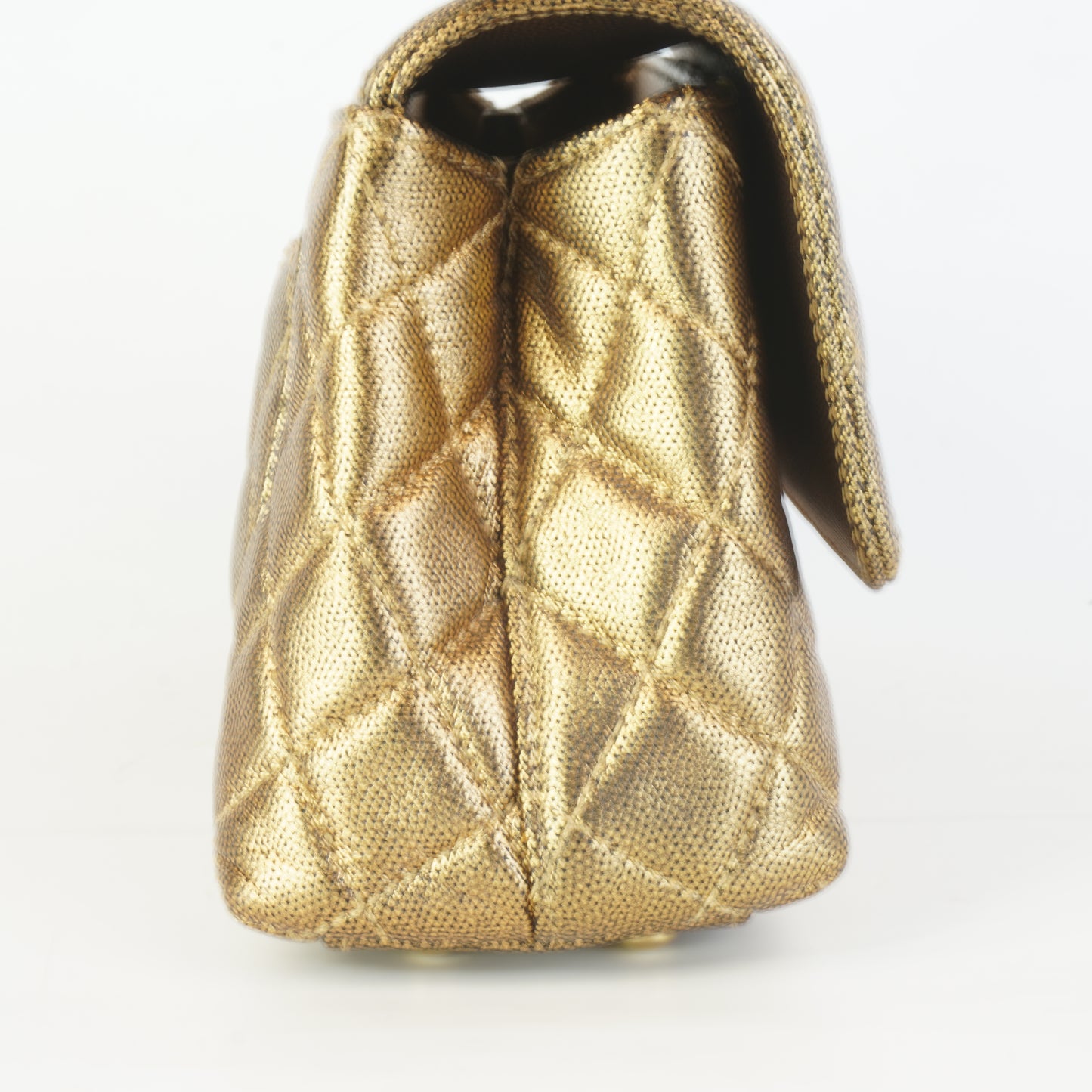 Chanel	Gold Coco