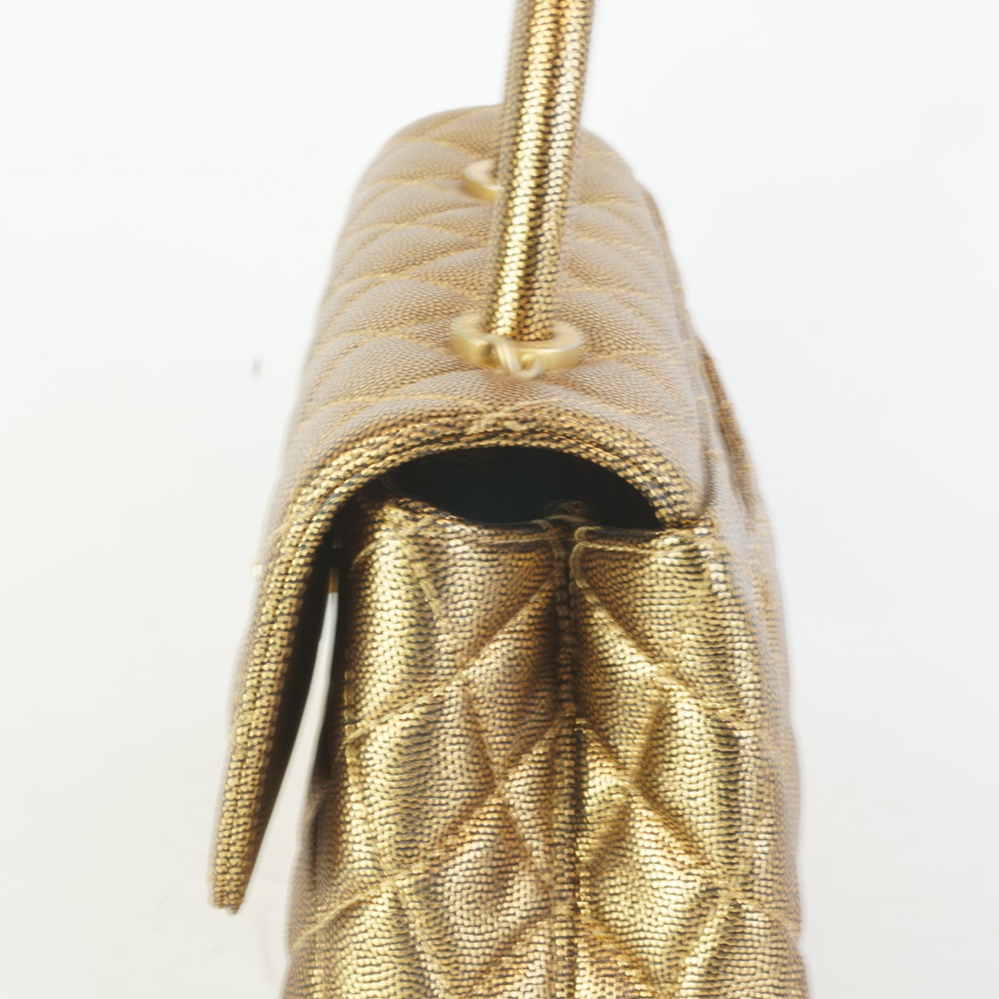 Chanel	Gold Coco