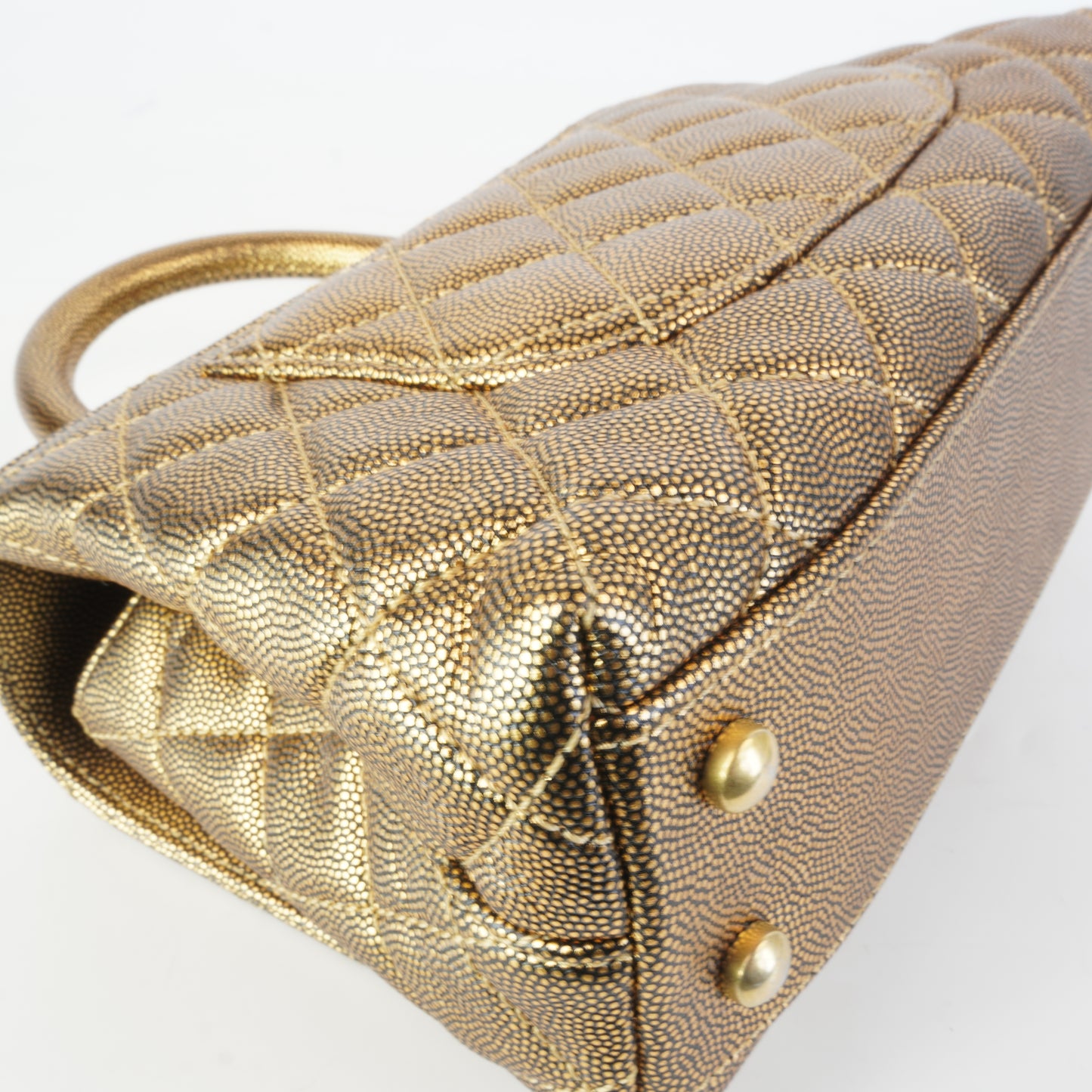 Chanel	Gold Coco