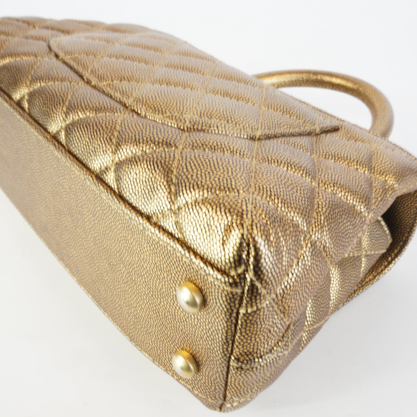Chanel	Gold Coco