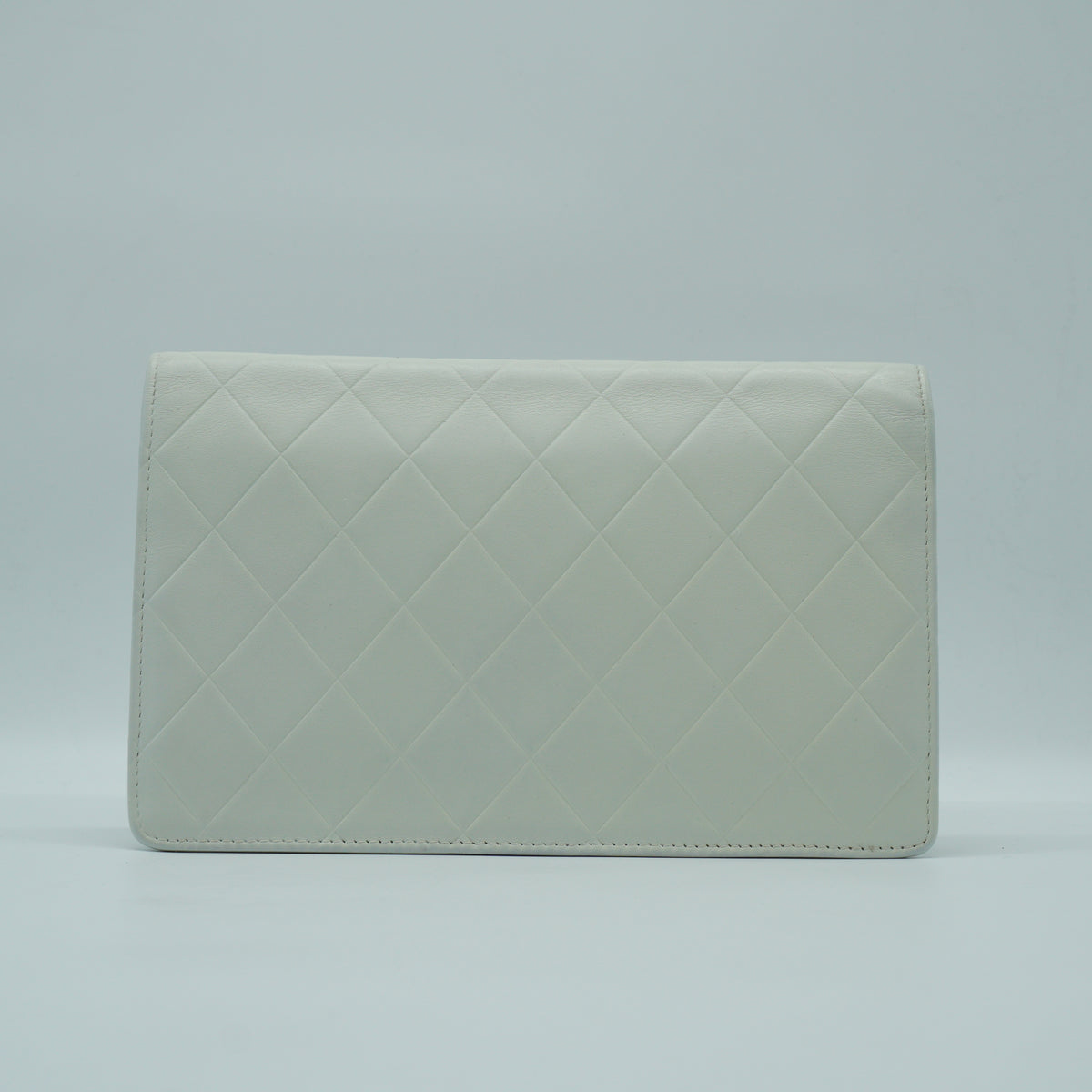Chanel	Lax Flap Wallet On Chain Small White SHW