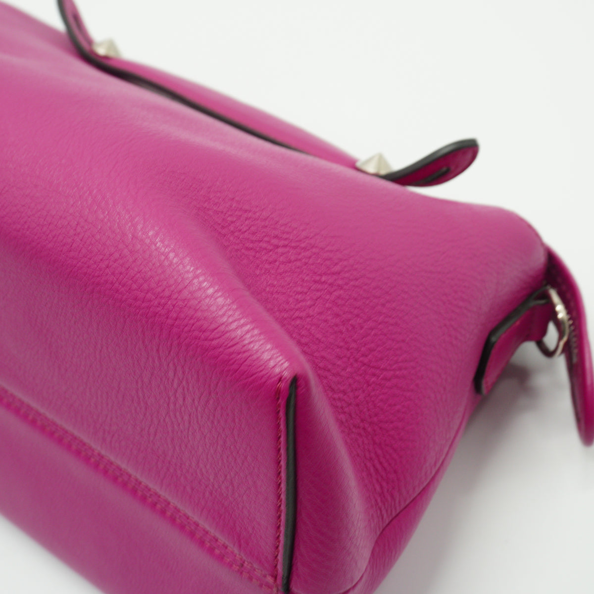 Fendi	By the Way Boston Bag Pink Medium SHW
