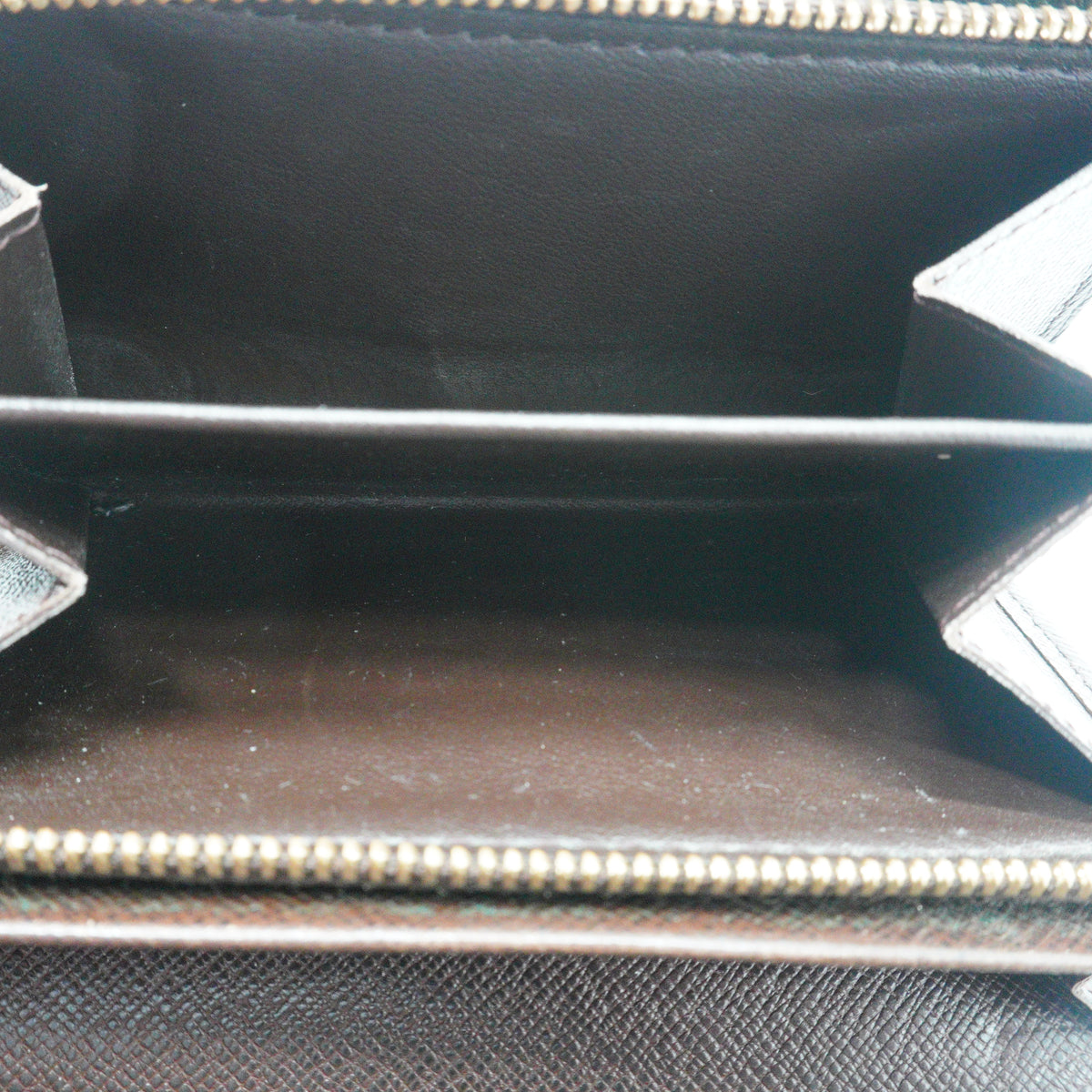 Louis Vuitton	Porte Monnaie Tresor DE Wallet GHW