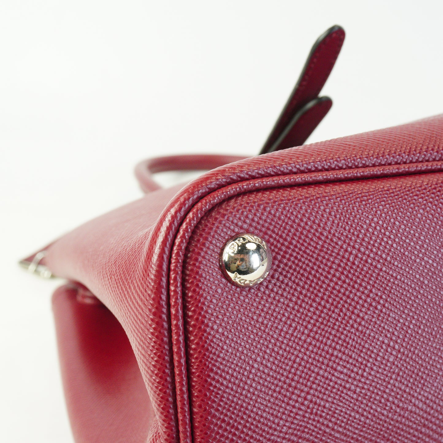Prada	Saffiano Double Tote Large Burgundy SHW