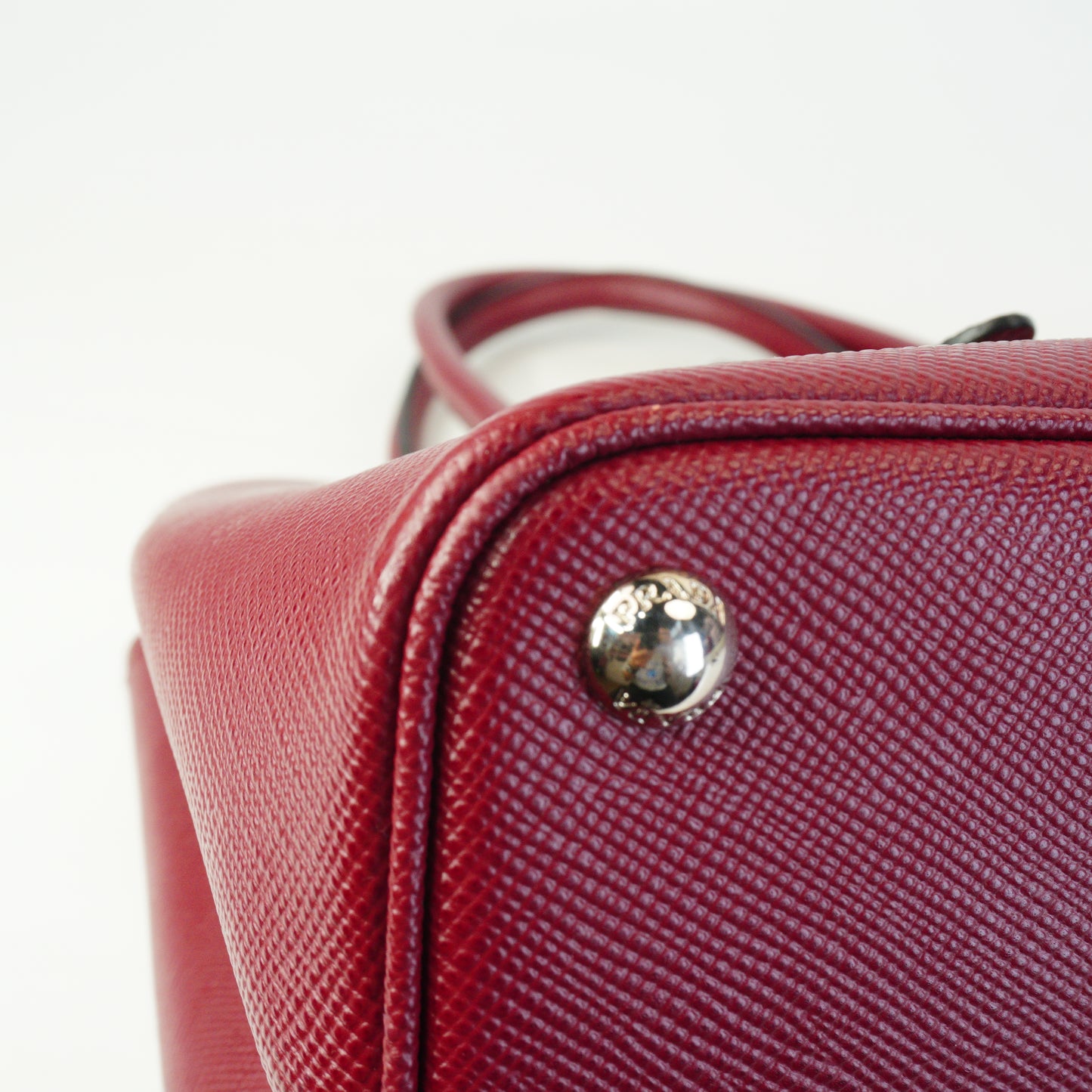 Prada	Saffiano Double Tote Large Burgundy SHW