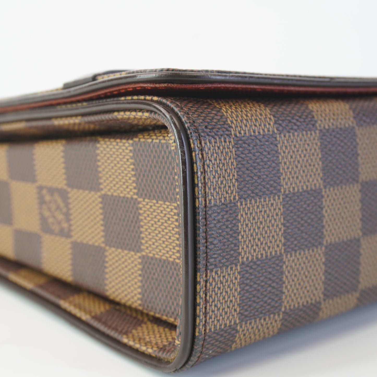 Louis Vuitton	Tribeca Long DE