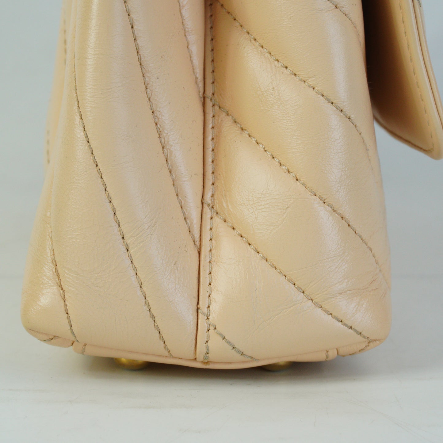 Chanel Chevron Coco Handle Small Beige GHW