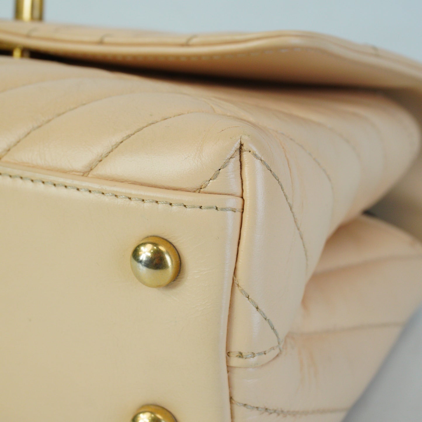 Chanel Chevron Coco Handle Small Beige GHW