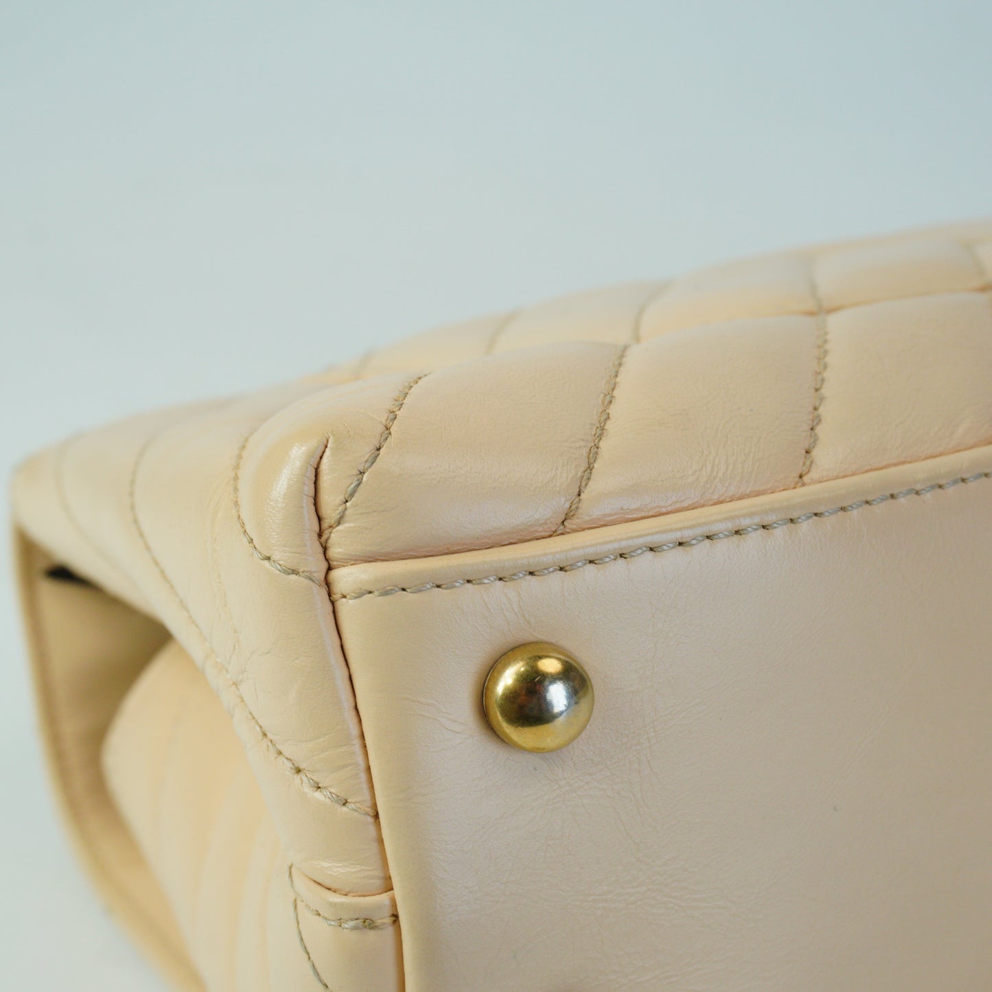Chanel Chevron Coco Handle Small Beige GHW