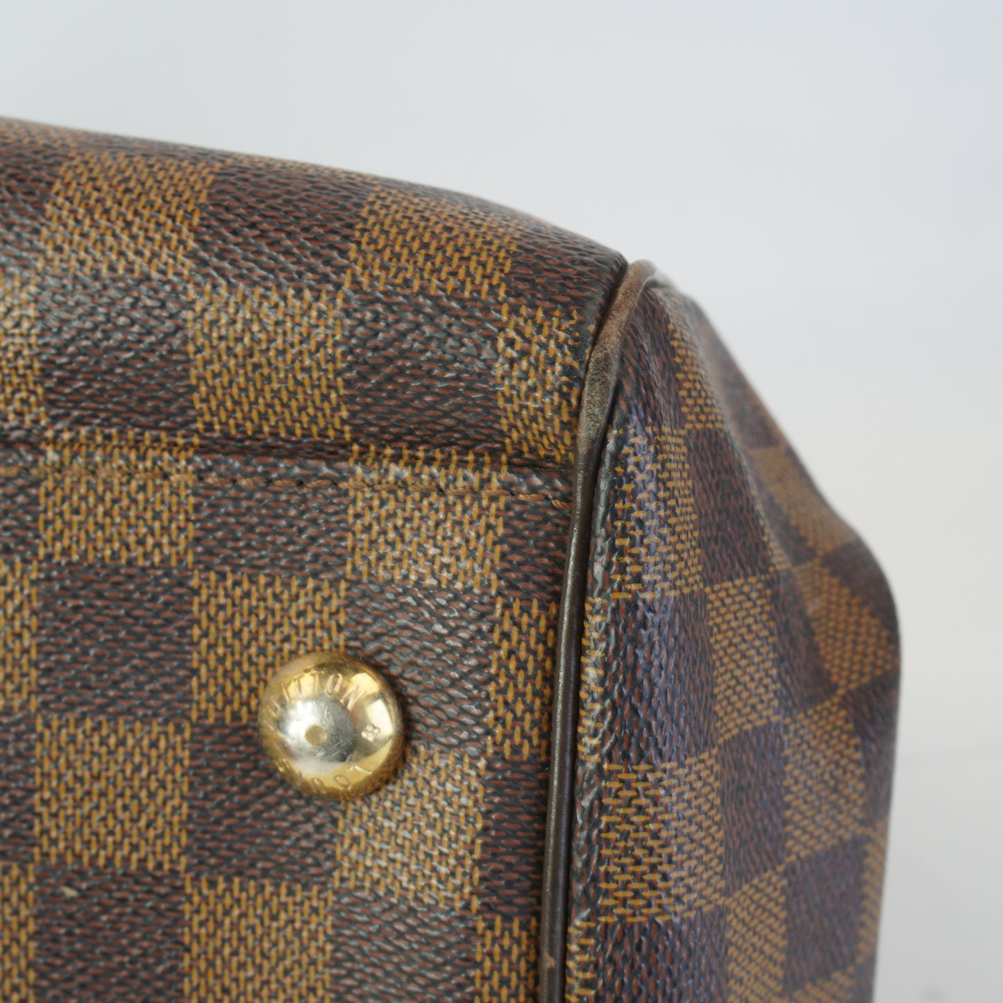 Louis Vuitton	Trevi DE PM GHW