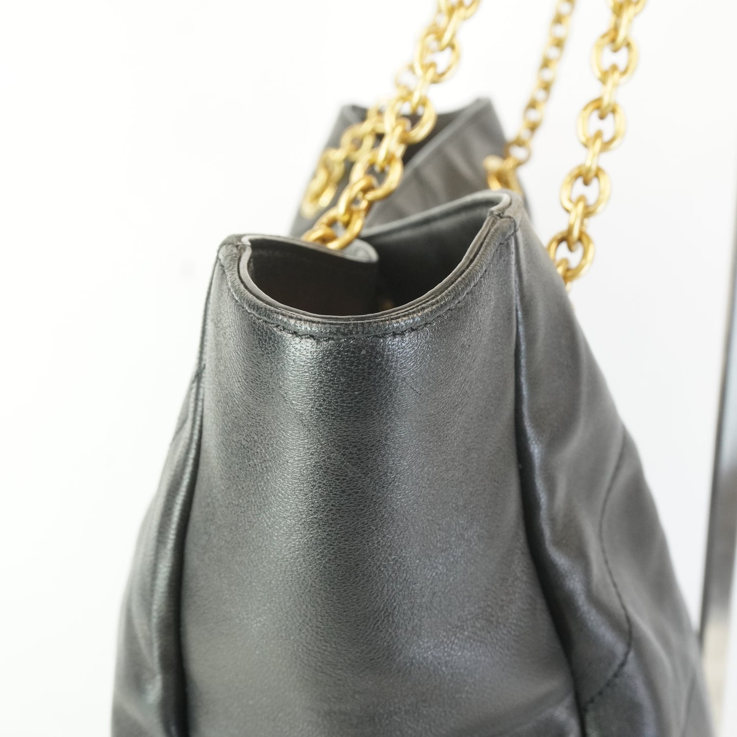 YSL	Tote Gold Chain