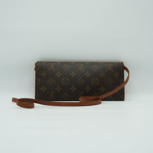 Louis Vuitton Pochette Monogram GHW