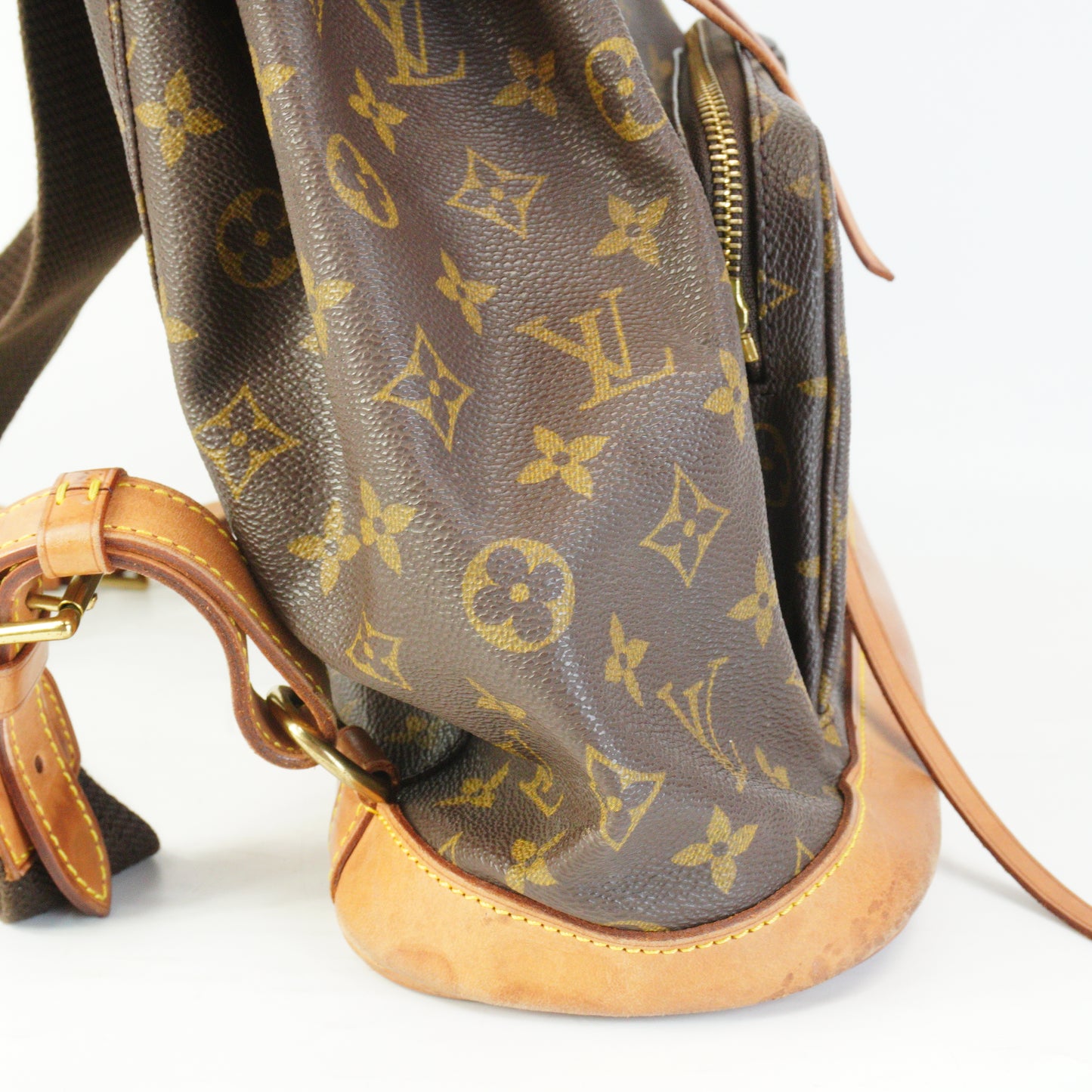 Louis Vuitton	Montsouris Backpack Monogram Large GHW