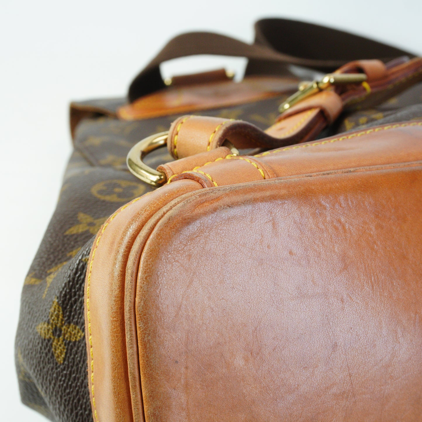 Louis Vuitton	Montsouris Backpack Monogram Large GHW