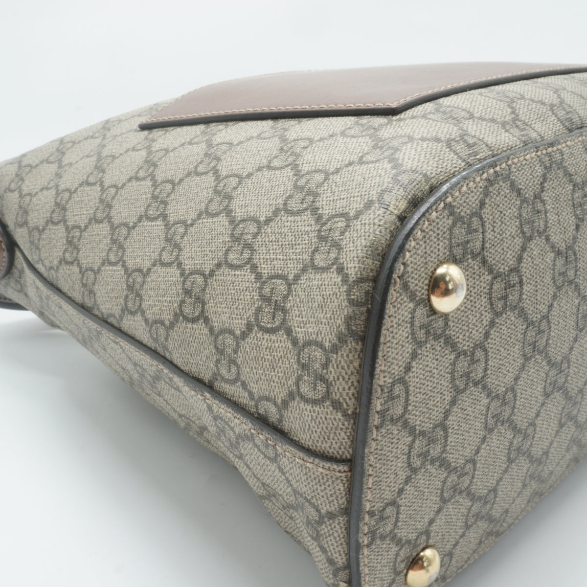 Gucci	GG Supreme Linea A  Hobo Bag Medium GHW