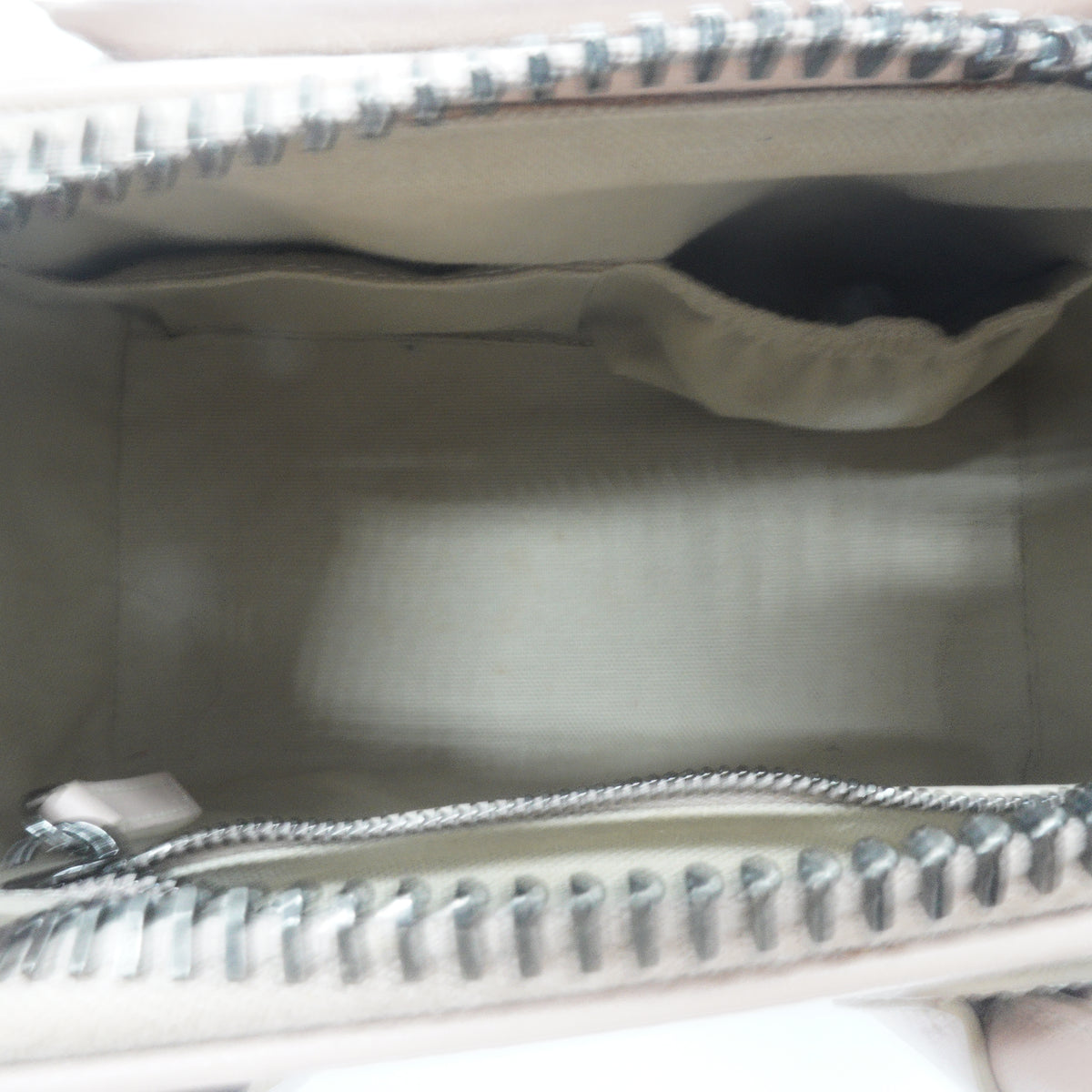 Givenchy	Antigona Mini pink SHW