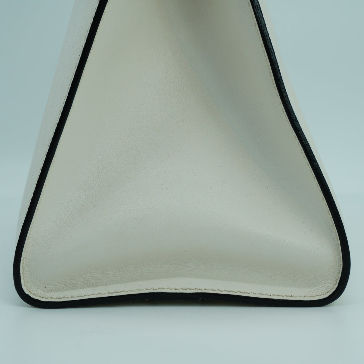 Prada Monochrome Saffiano Leather Bag White Medium GHW