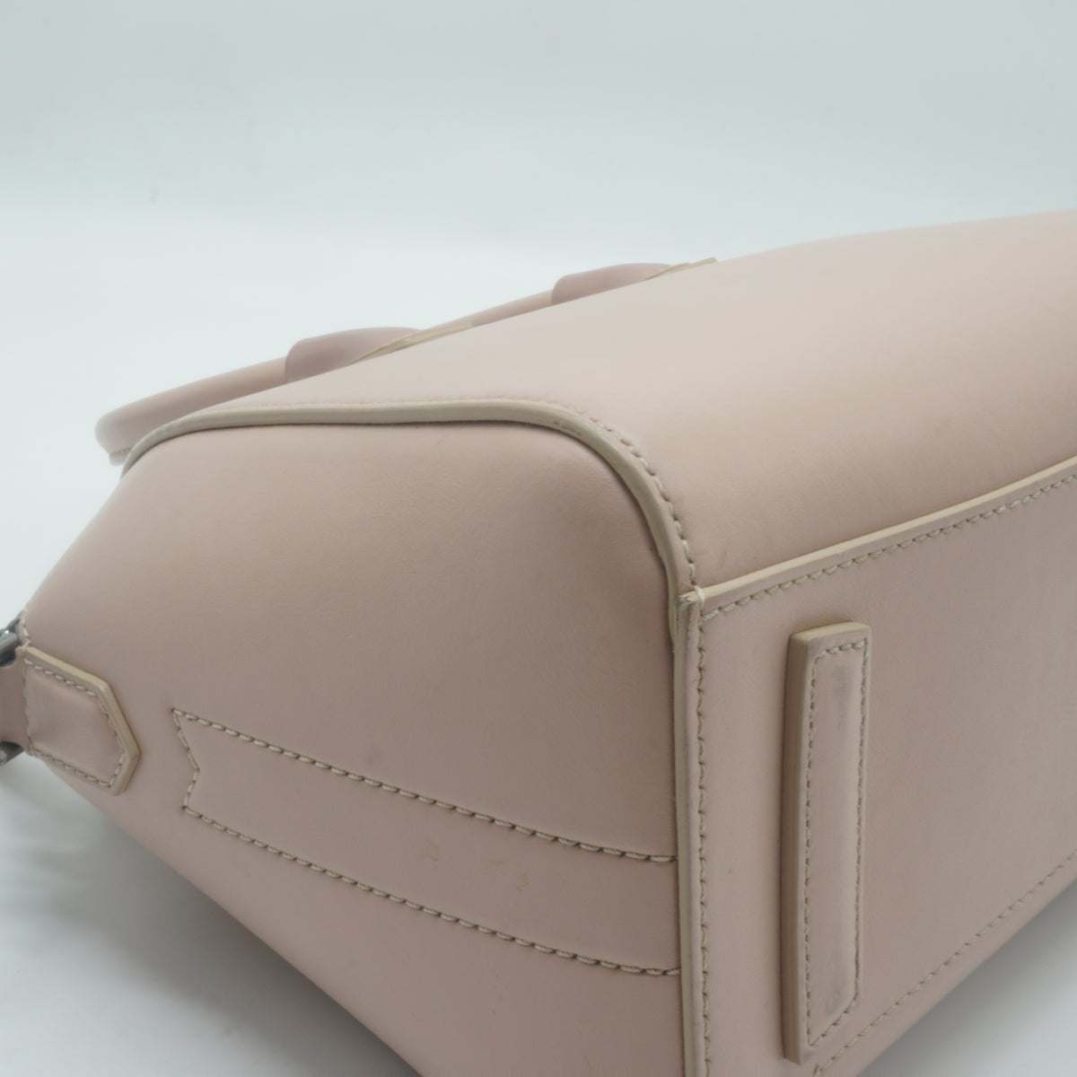 Givenchy	Antigona Mini pink SHW