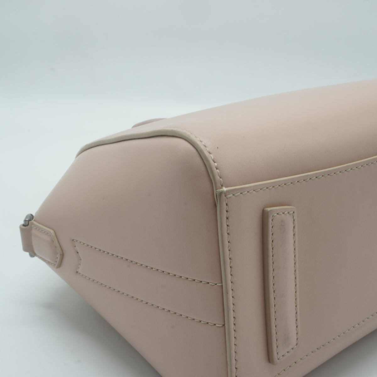 Givenchy	Antigona Mini pink SHW