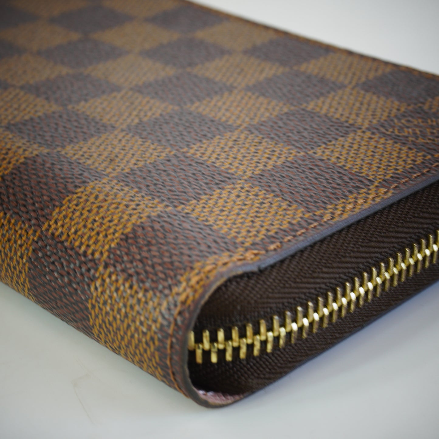 Louis Vuitton	Zippy Wallet DE