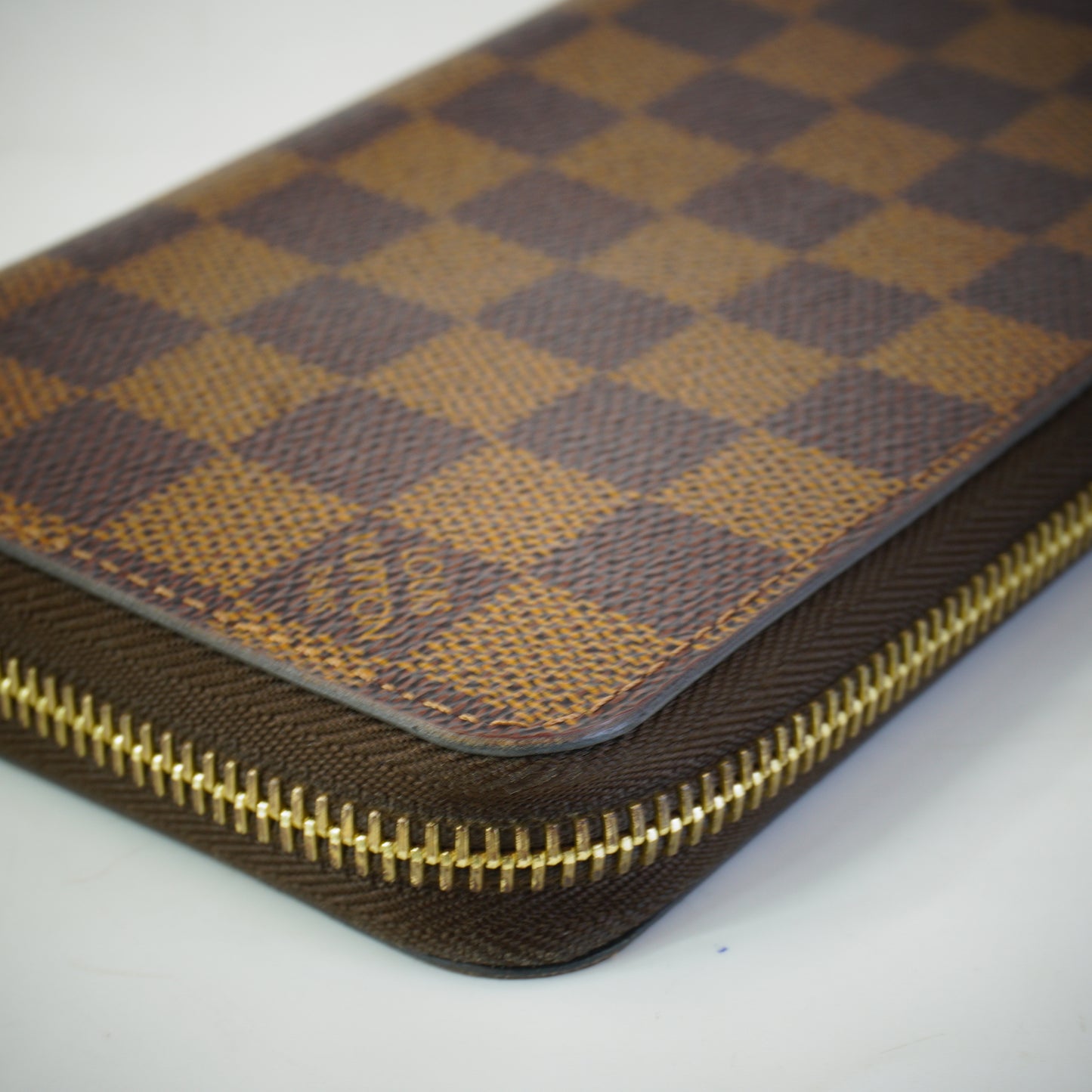 Louis Vuitton	Zippy Wallet DE